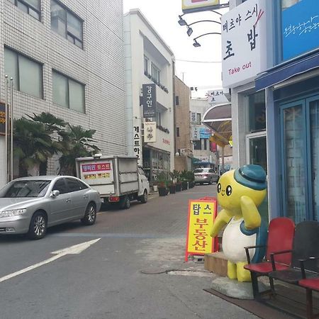 Kangguan Guesthouse Tongyeong Bagian luar foto